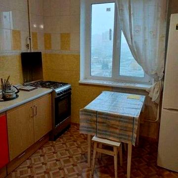 Олександри Екстер вул. (Марини Цвєтаєвої), 8