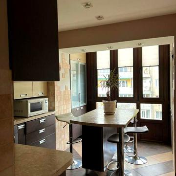 Оренда трикімнатноі. Надвірна