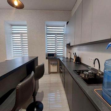 Продаж 2 кімнатна  квартира Центр