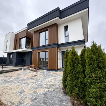 Райдужна вул.