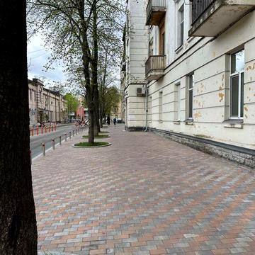 Продам квартиру вул Болбочана 4