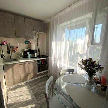 Вул Райдужна здам нову стильну 1 к квартиру біля озера є ГАЗ