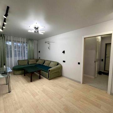 3 комнатная • Газ • 1 этаж • Армейская/Сегедская • Фонтан