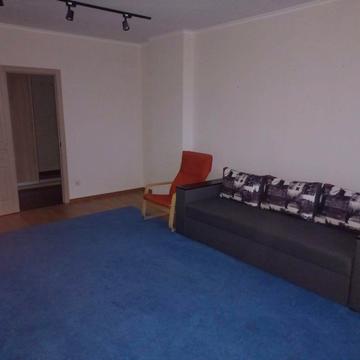 Академіка Глушкова просп., 9-В