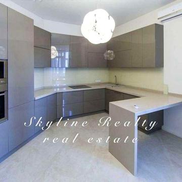 Без комісії! Пропонується простора квартира мінімалізм Л.Українки 7б