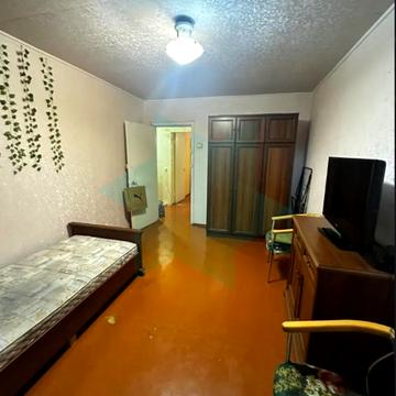 Криворізька вул., 70