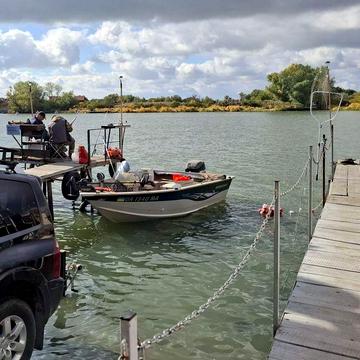 Продам дом  на базе катеров, Днестр (Маяки)