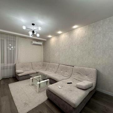 ПРОДАЖ шикарної двокімнатної. Центр міста. Світло є завжди.