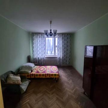 Михайла Омеляновича-Павленка вул. (Суворова), 19