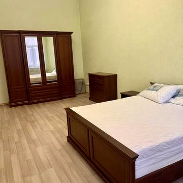 Антоновича вул. (Горького), 7-Б