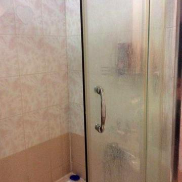 Продам 1 кімнатну квартиру вул Зодчих 64