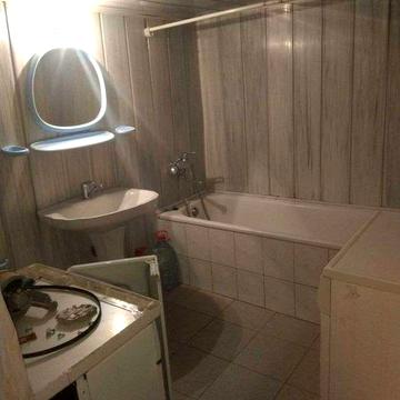 Сдам свой дом на земле 2 комн. 10 мин от ЖД вокзала 6 тыс