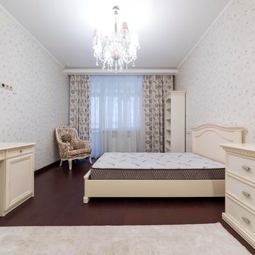 Євгена Коновальця вул. (Щорса), 44-А