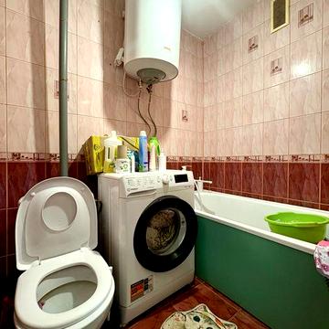 Продається 2-х кімнатна квартира ,Світанок