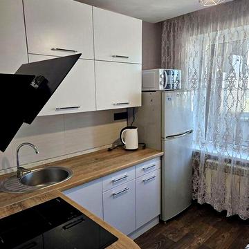 Довгострокова оренда 1к Квартира Бєляєва Замполіта вулиця