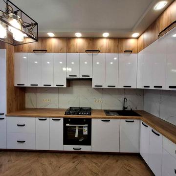 Оренда 2 кімнатної квартири у новобудові вул. Тролейбусна Перша здача.