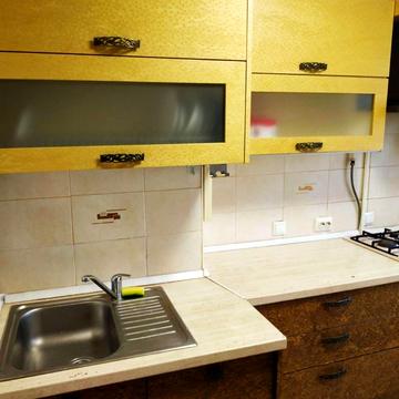 Академіка Корольова вул., 34