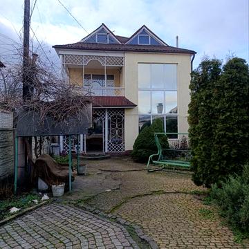 Червона Алея вул., 39