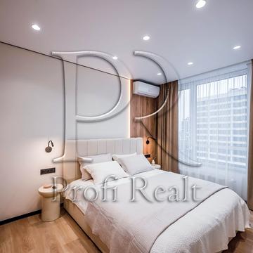 Всеволода Змієнка вул., 30