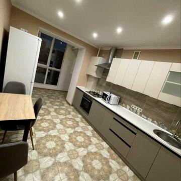 Оренда 1 квартири Центральна Митниця ЖК Сімейний