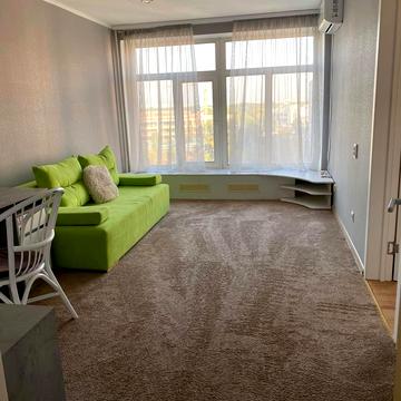 Володимира Івасюка просп. (Героїв Сталінграду), 13-А