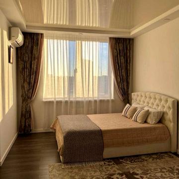 Феодосійська вул., 2-Л