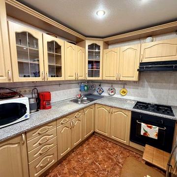 Оренда квартири бул Лесі Украінки 28 Печерськ. Світло 24/7