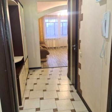 Довгострокова оренда 3к Квартира Яскрава (Тверська) вулиця