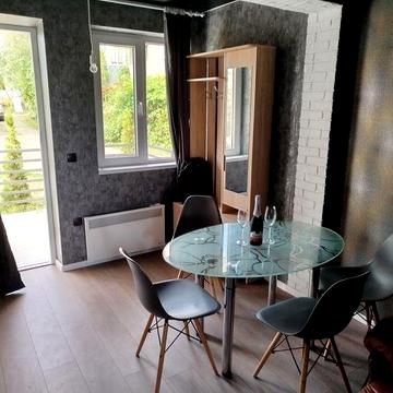 Оренда квартири в будинку 3 кім.тераса ,балкон