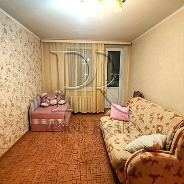 Зодчих вул., 72