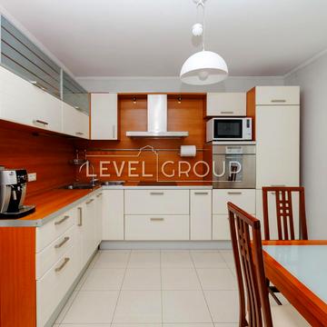 Федора Ернста вул., 2