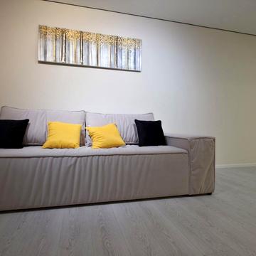 Київська вул., 23