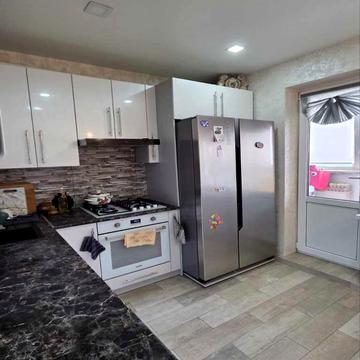 Геннадія Біліченка вул. (Петровського), 33