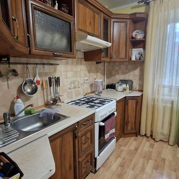 Чорновола вул., 132