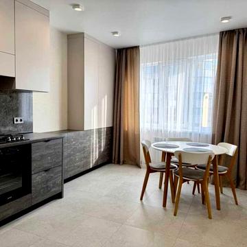 Юліана Матвійчука вул. (), 141