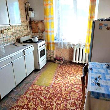 Продам 2-х комнатную " Чешку" 56 м2 на Космонавтов