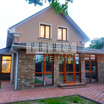 Лісова вул., 1