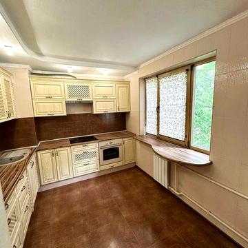 Продам 4 комнатную г.Харьков