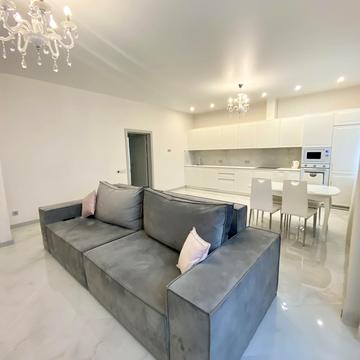 Андрія Верхогляда вул. (Михайла Драгомирова), 14-А