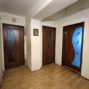 Відінська вул., 25