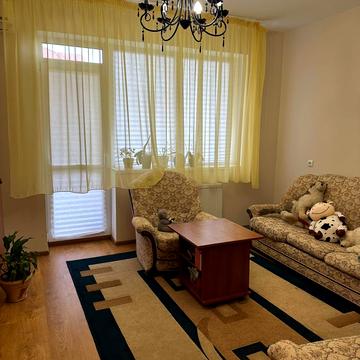 Мальовнича вул., 5