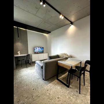 Європейського Союзу просп. (Правди), 53/46