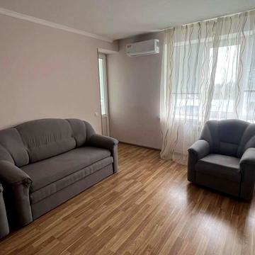 Майка Йогансена вул. (Лермонтовська), 20