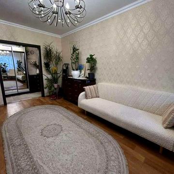 Продаж 3-кімнатної квартири, м-в Незалежності