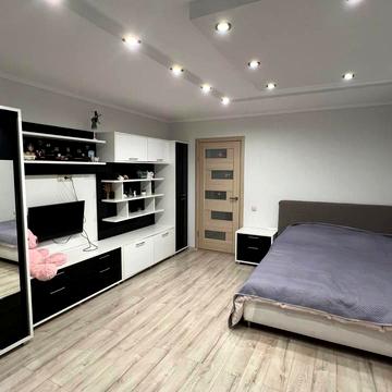 Гетьмана Мазепи вул., 175а