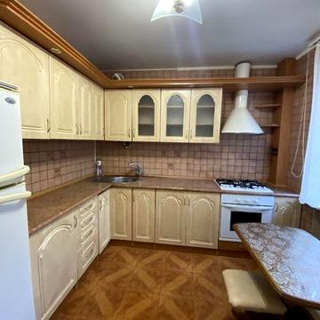 Квартира в гарному стані, район ценрального ринку!