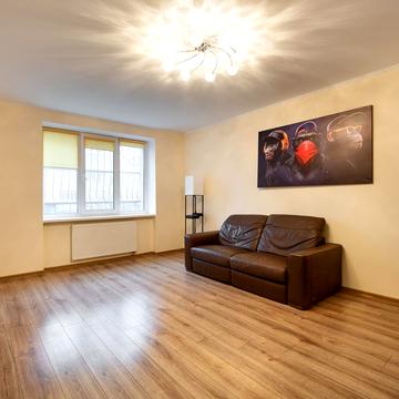 Івана Рубчака вул., 21а