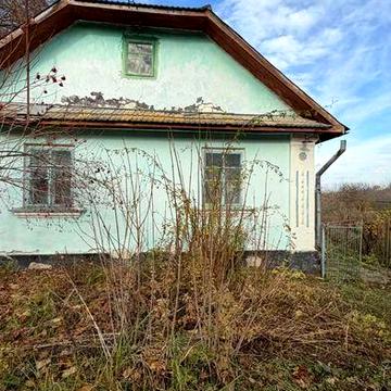 Продаж будинку біля Вишнівця