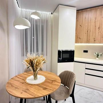 Приозерна вул., 28