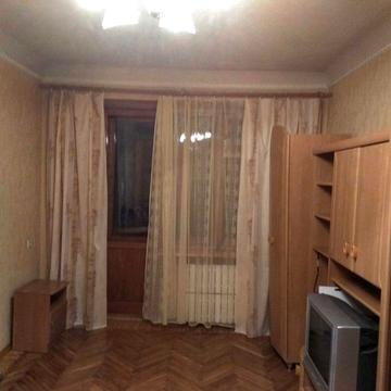 Здам 2 кімн кв на П. Поле, метро Бот сад. Хозяйка!